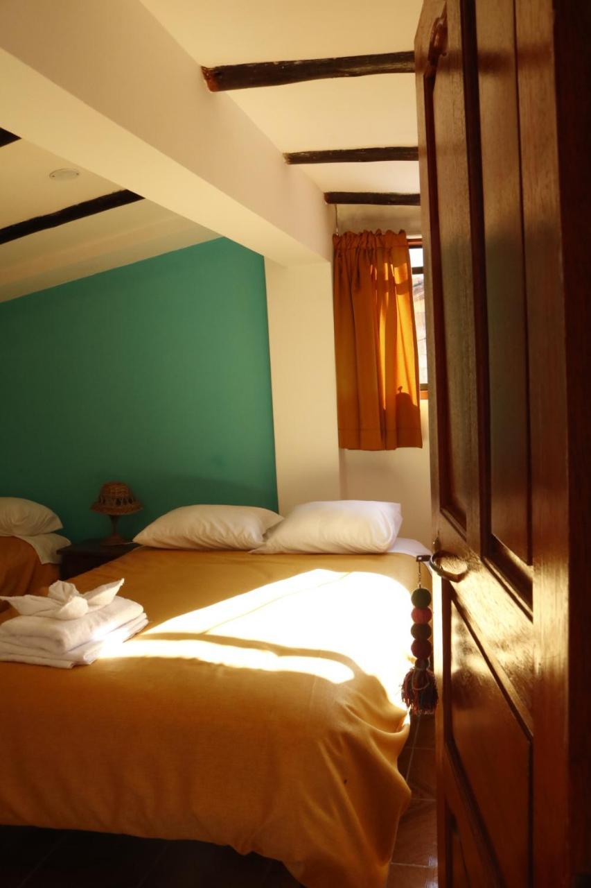 オランテイタンボ Casa D'Maria Bed & Breakfast エクステリア 写真
