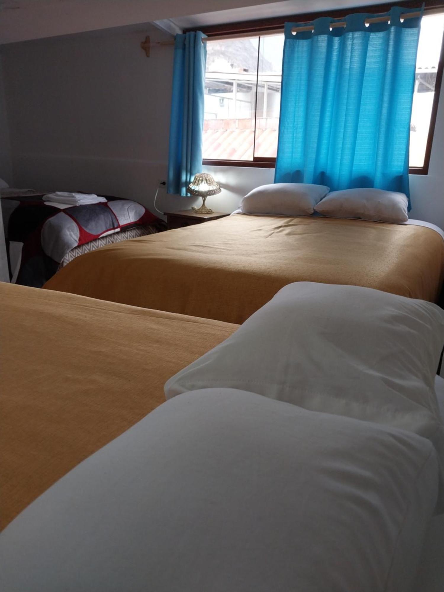 オランテイタンボ Casa D'Maria Bed & Breakfast エクステリア 写真